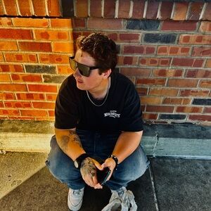 Meet your Posher, Jesse